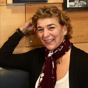 Meet your Posher, Gillsa